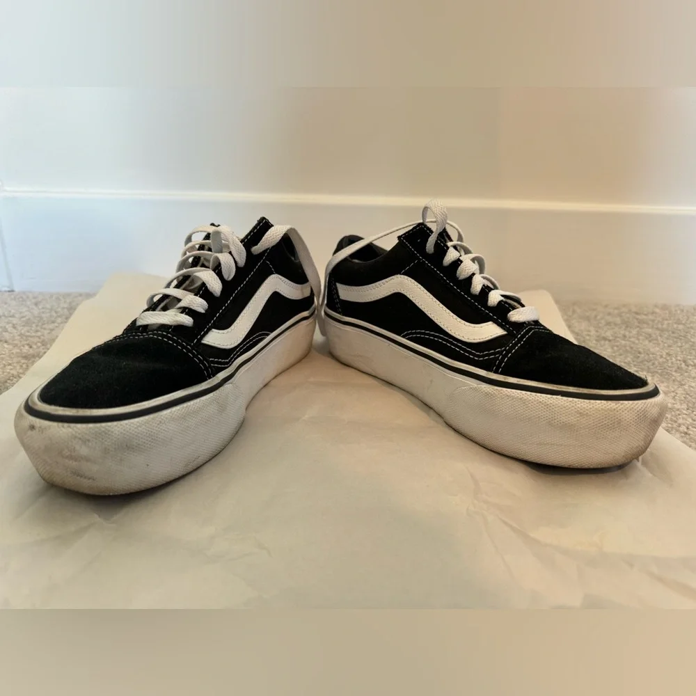 Vans Old Skool Canvas Platform Skater Sneakers in Black and White, Size 5 - Picture 3 of 10